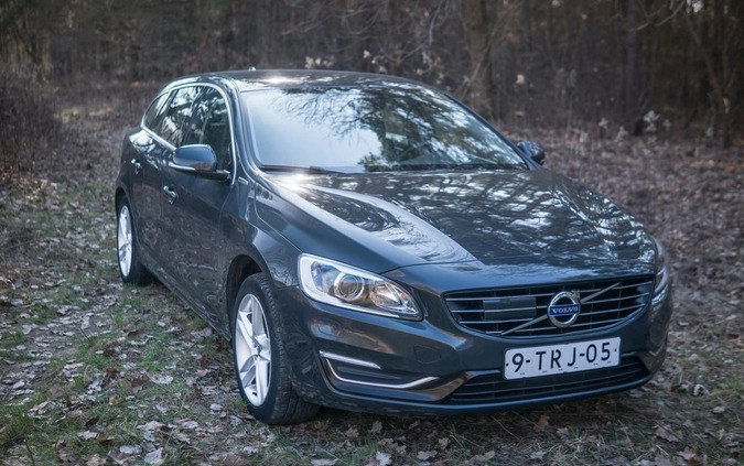 Volvo V60 cena 51800 przebieg: 351507, rok produkcji 2014 z Warszawa małe 631